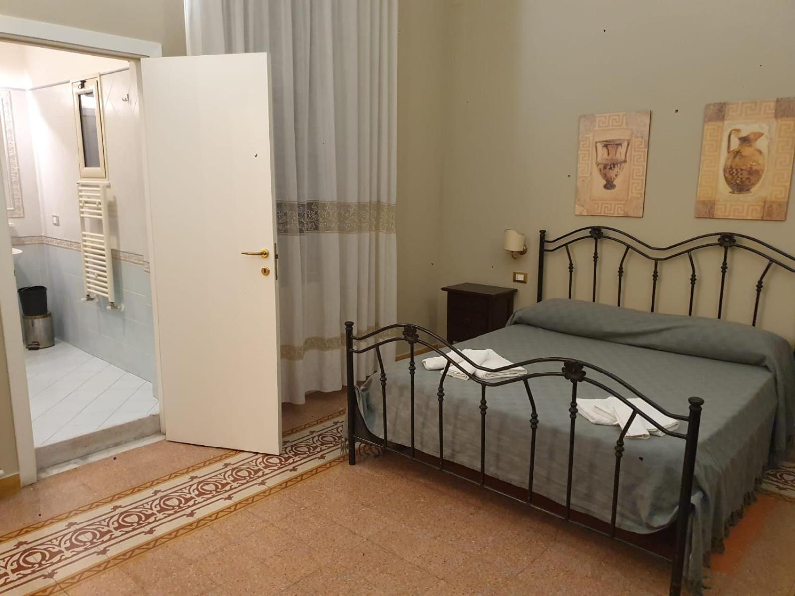 A Casa Di Anna - Apartment Palermo Buitenkant foto